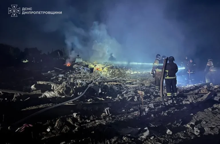 Volgograd i Odesa u plamenu, gore rafinerija i skladište goriva; Zelenski: Rusi su gađali raketom iz Sjeverne Koreje