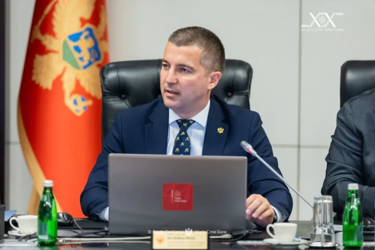 Aleksa Bečić