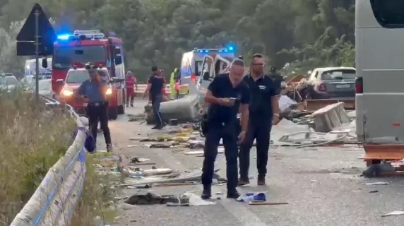 Šestoro mrtvih, 30 povrijeđenih u SUDARU u Italiji