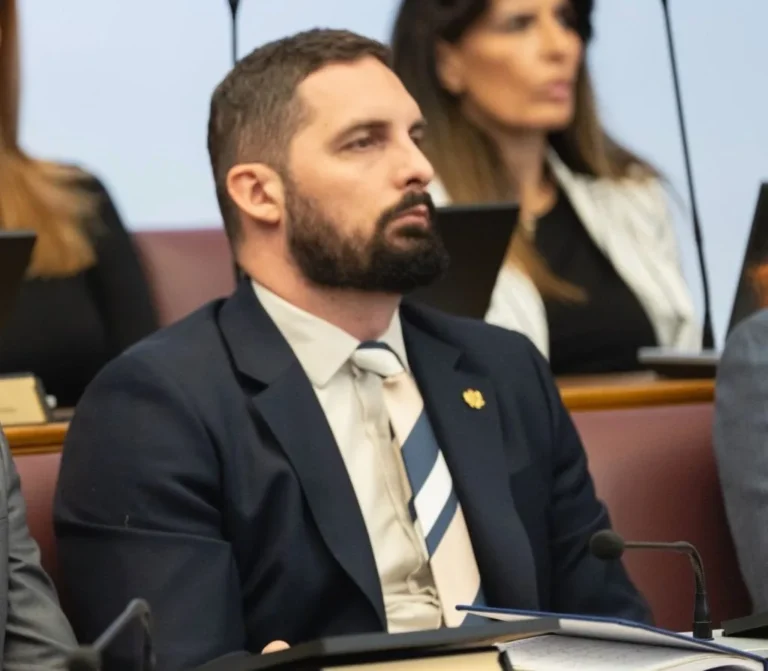 Leković: Usvojene izmjene Zakona o unutrašnjim poslovima i ANB-u, veting se nastavlja